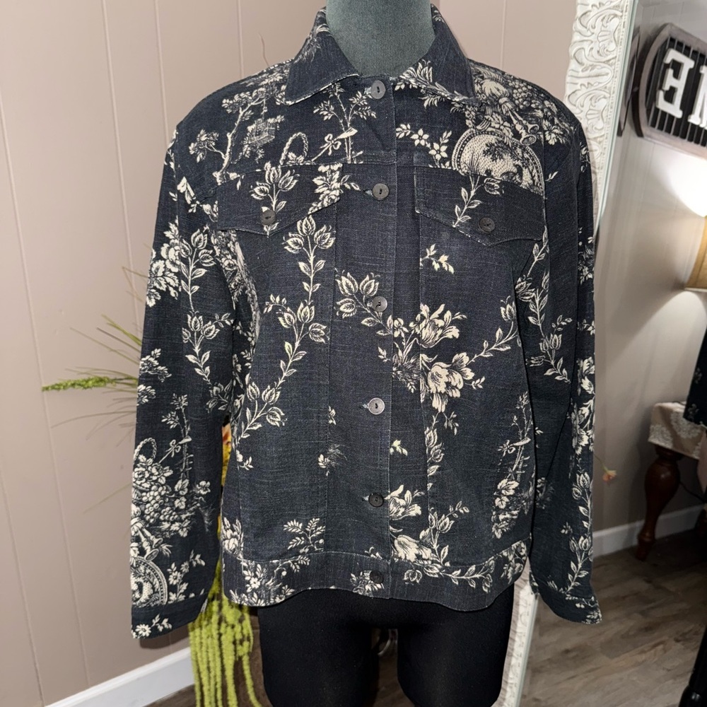 VTG Norm Thompson • Printed Denim-like Shirt Jacket